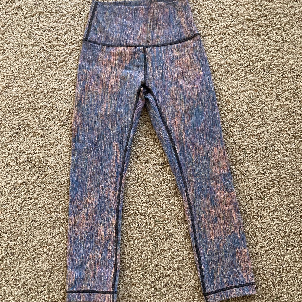 Lululemon cropped leggings Size 4